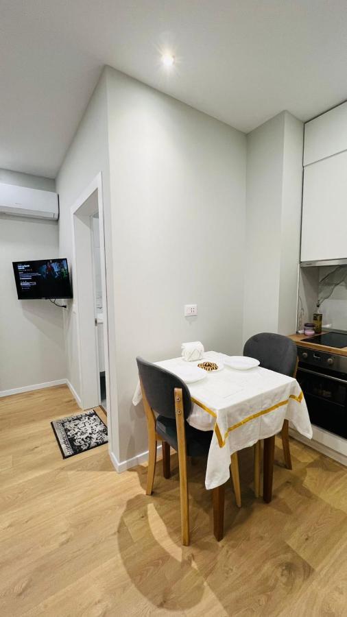 Kristi Apartments 01 تيرانا المظهر الخارجي الصورة