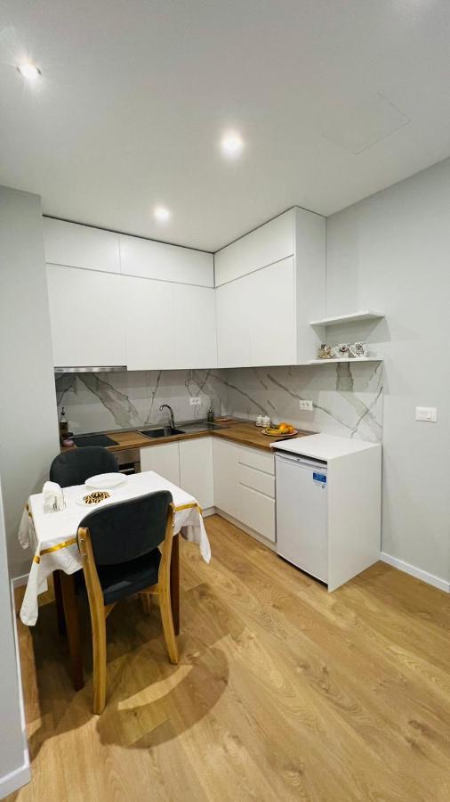 Kristi Apartments 01 تيرانا المظهر الخارجي الصورة