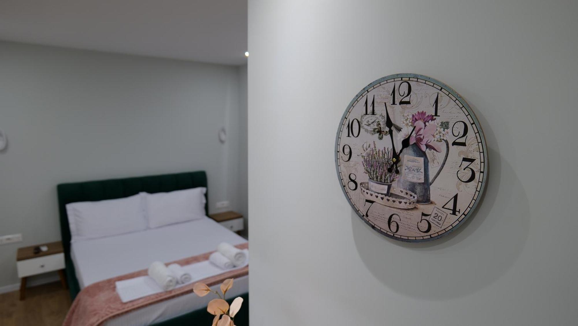 Kristi Apartments 01 تيرانا المظهر الخارجي الصورة
