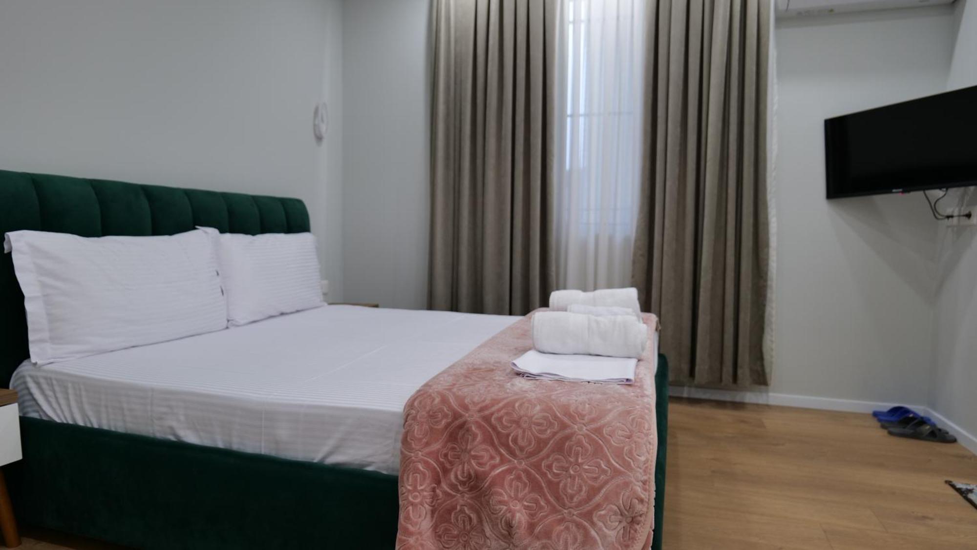 Kristi Apartments 01 تيرانا المظهر الخارجي الصورة