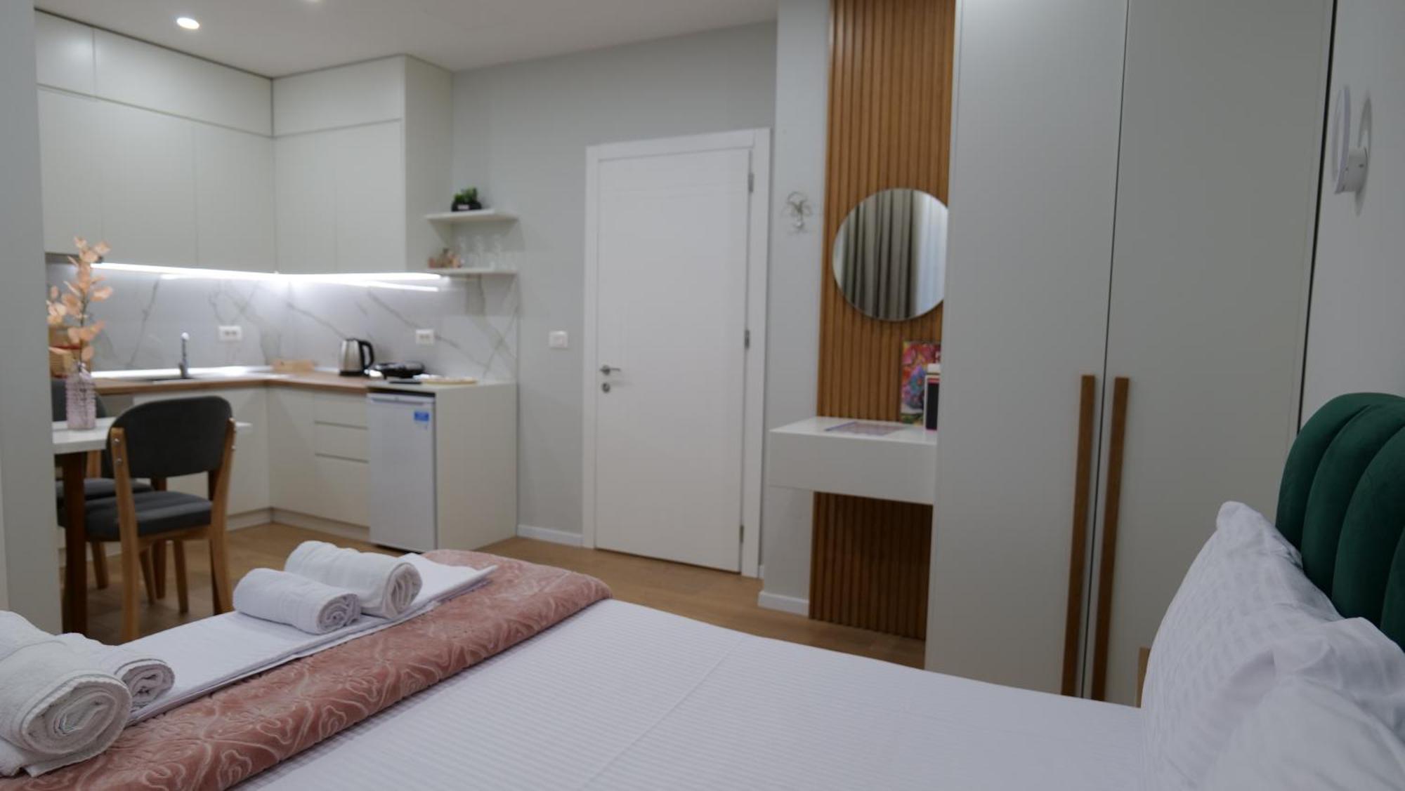 Kristi Apartments 01 تيرانا المظهر الخارجي الصورة